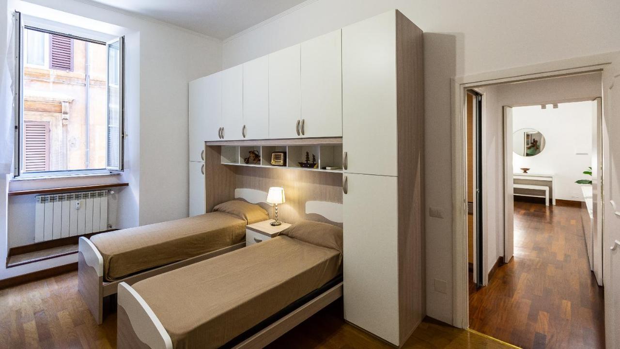 Cartari Rental In Rome Apartment Luaran gambar