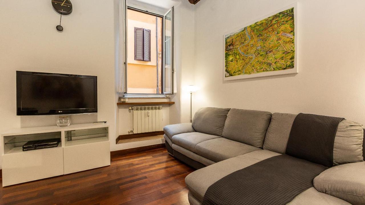 Cartari Rental In Rome Apartment Luaran gambar